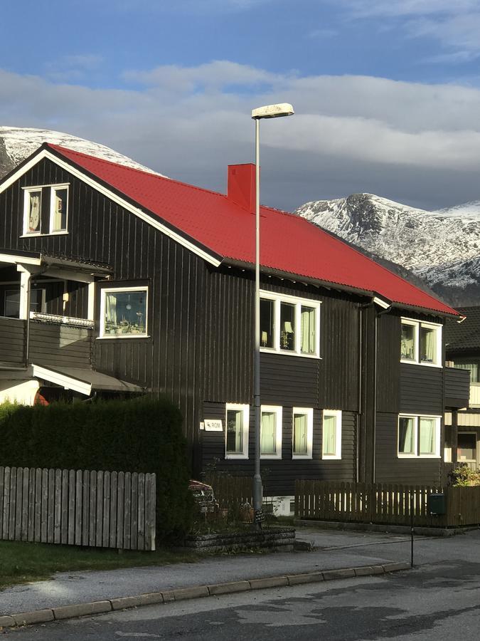 Villa Åndalsnes Exterior foto